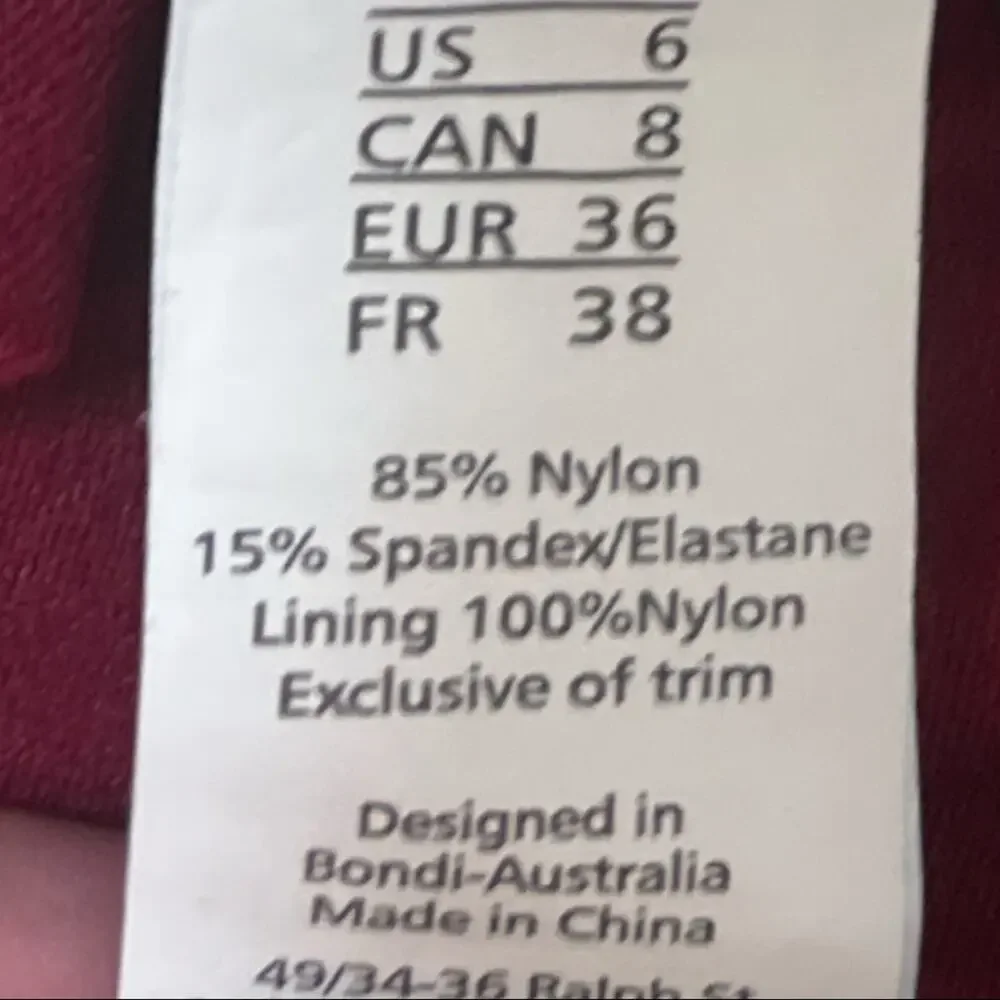 Niptuck High Neck Tankini Size 6 Swim Beach Modest Sliming Minimalist
